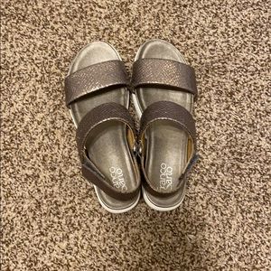 Franco Sarto platform sandals